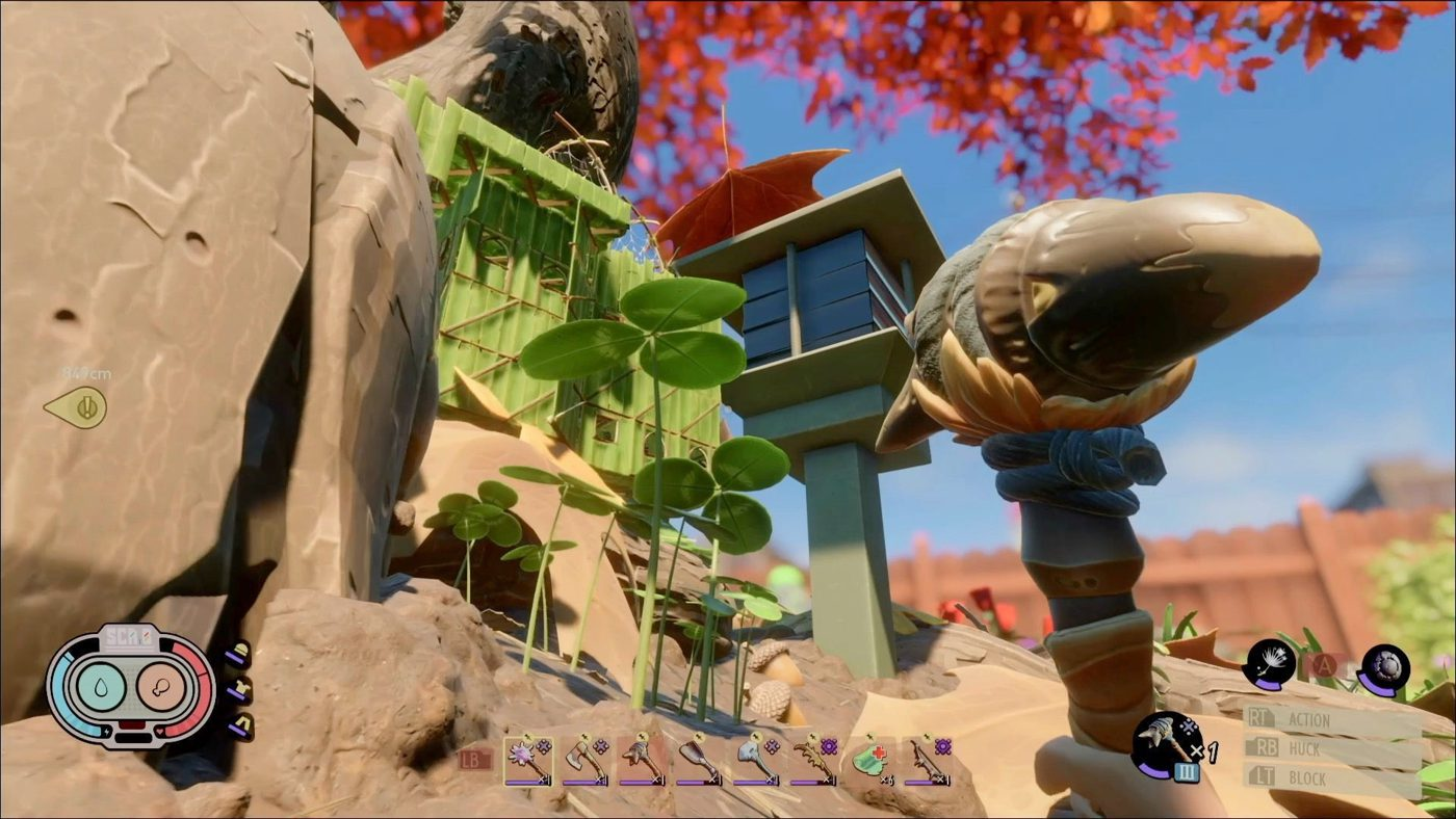 Grounded Easy Anti-Cheat launch splash beside trainer updates status webpage